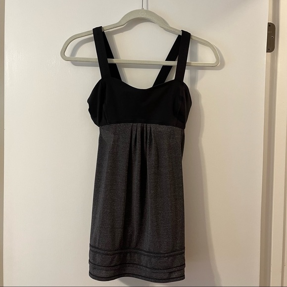 Lululemon Back on Track Tank - Black - Size 6 - Picture 1 of 10